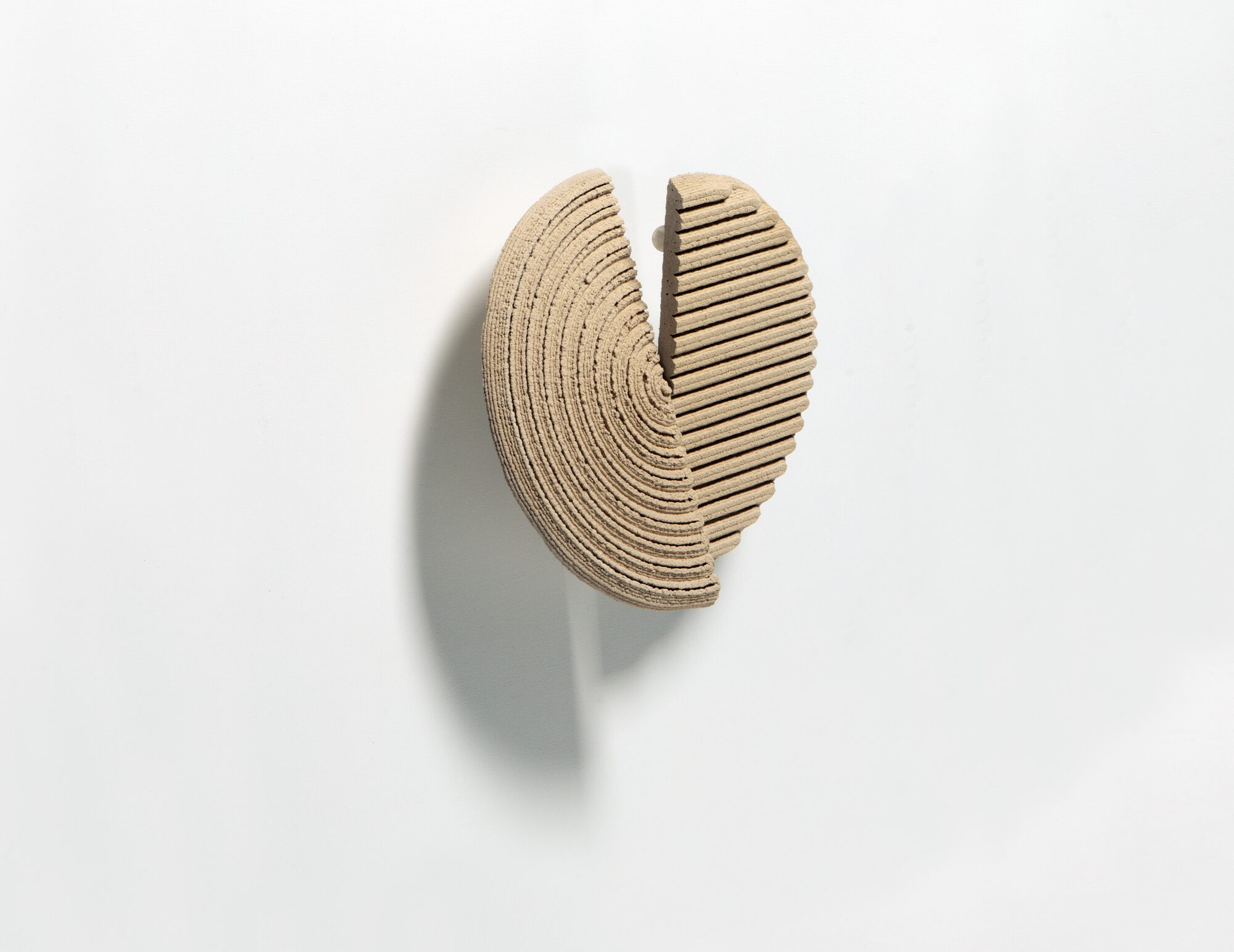 Doppiosenso — side view, closed